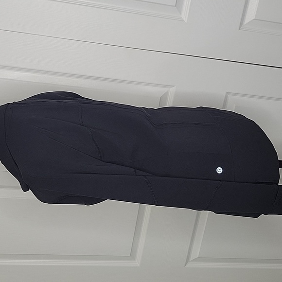 Lululemon Athletica Black Utility Jacket with High Collar SIZE 6 - Picture 6 of 10